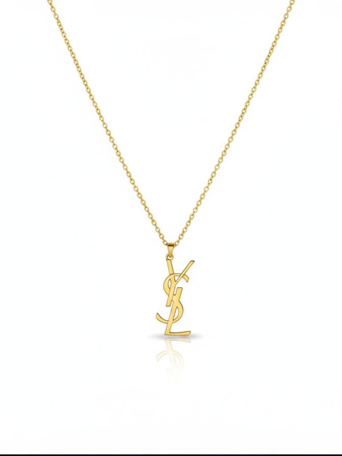 Stylish Gold Letter Necklace – Elegant Minimalist Design