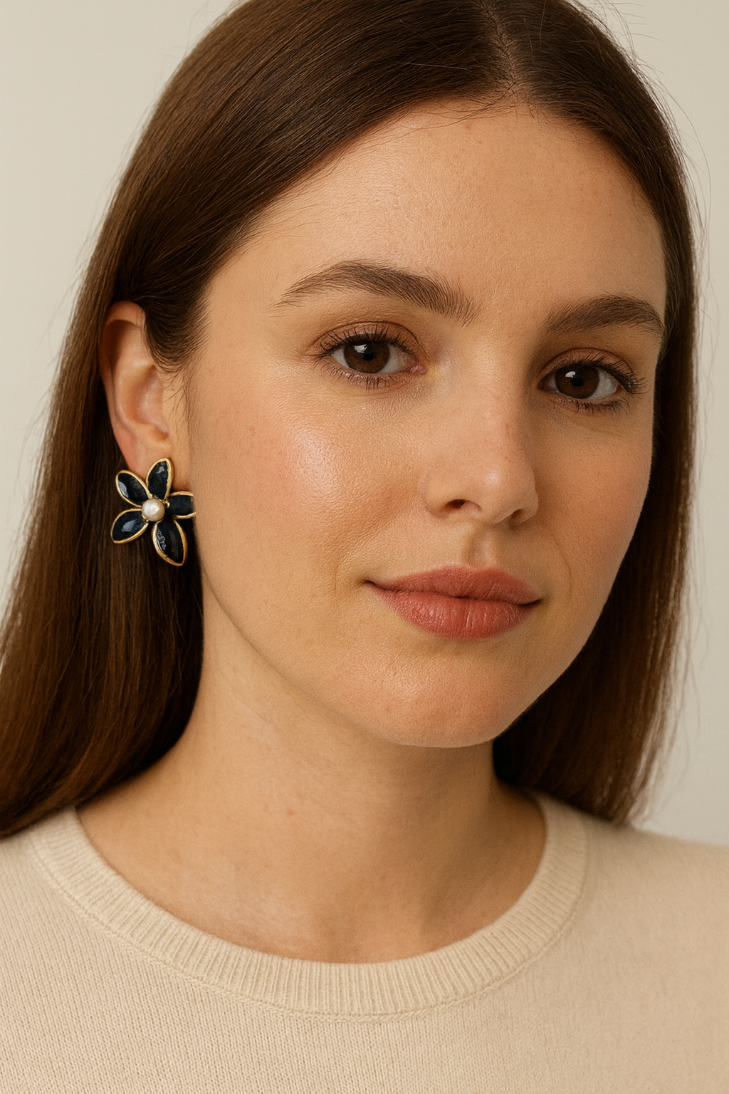 Elegant Flower Earrings with Pearl