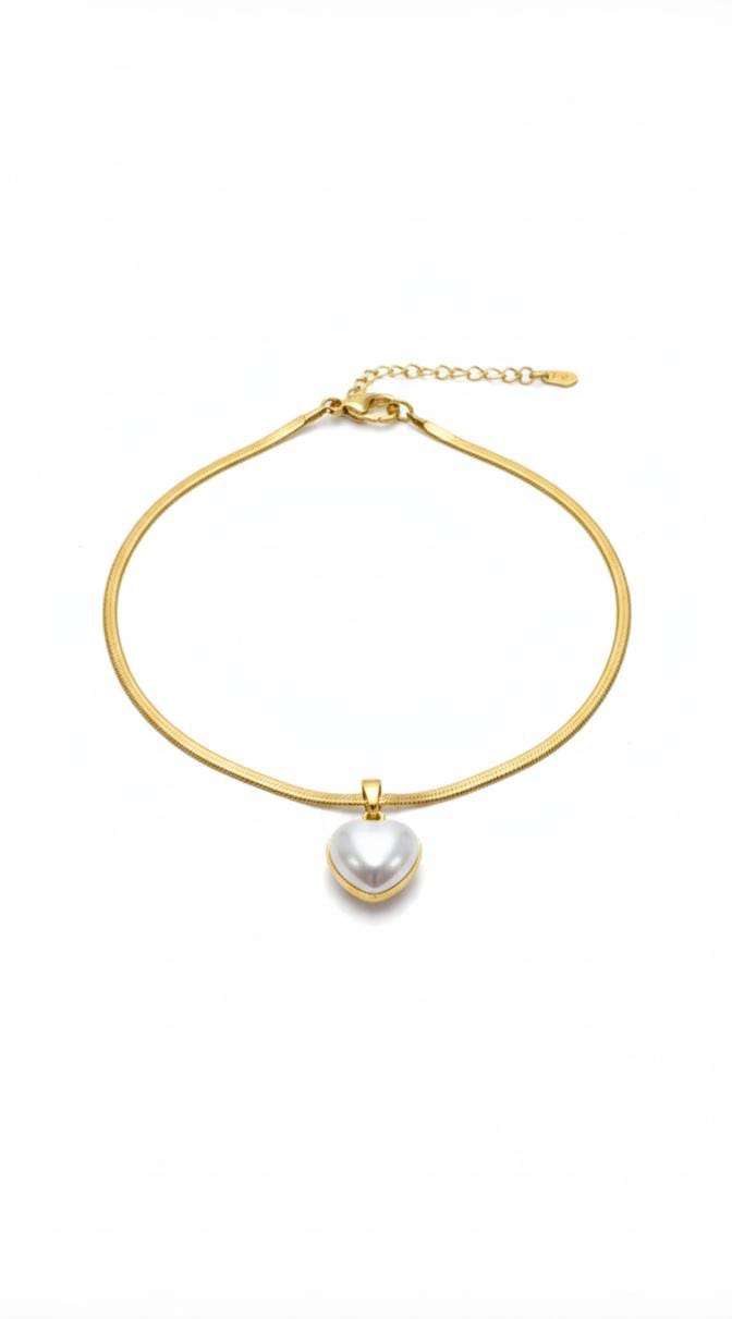 Gold Herringbone Chain Necklace with Heart Pearl Pendant