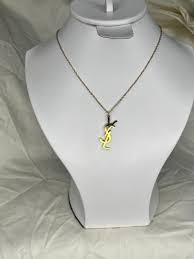 Stylish Gold Letter Necklace – Elegant Minimalist Design